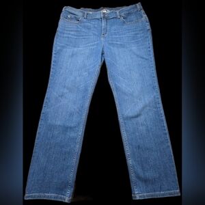 Duluth Trading Co Women’s 16x29 Straight Leg Jeans Medium Wash Denim